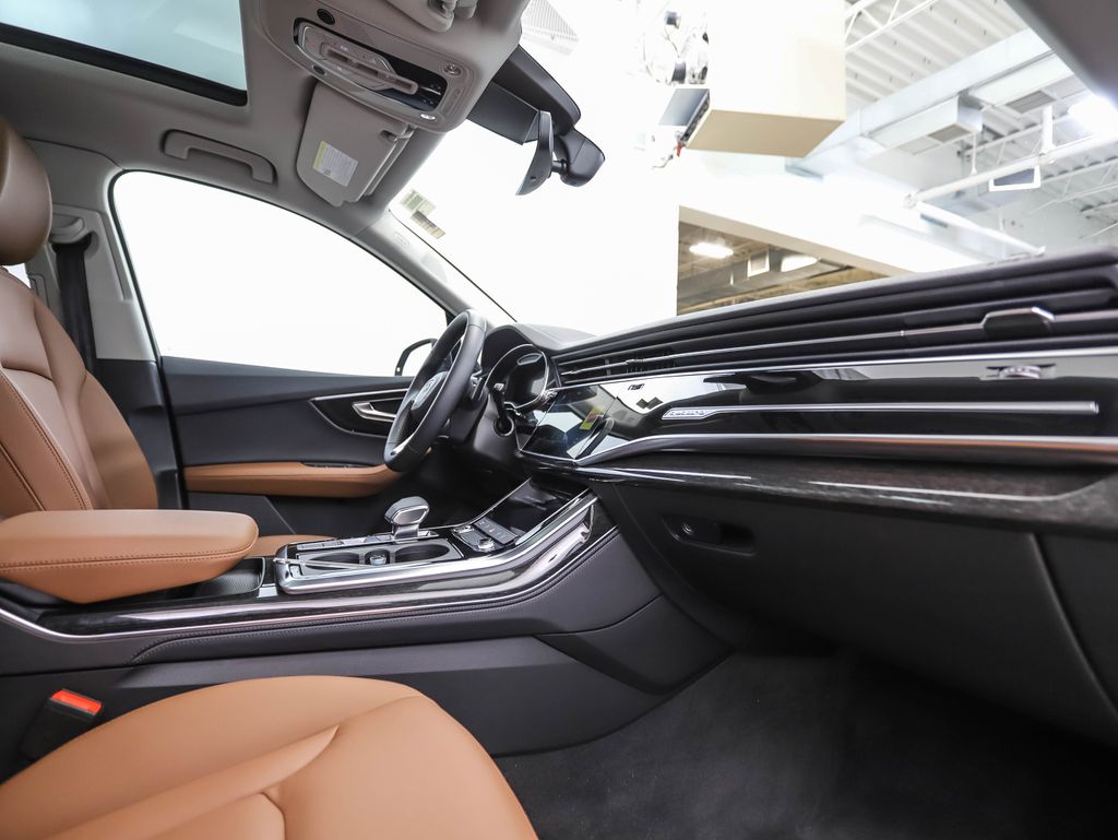 2024 Audi Q7 Premium Plus 29