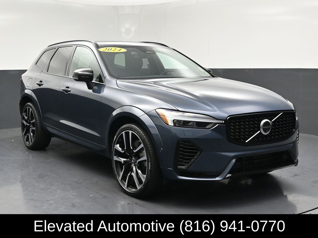  2024 Volvo XC60 Recharge T8 Ultimate Dark Theme eAWD   