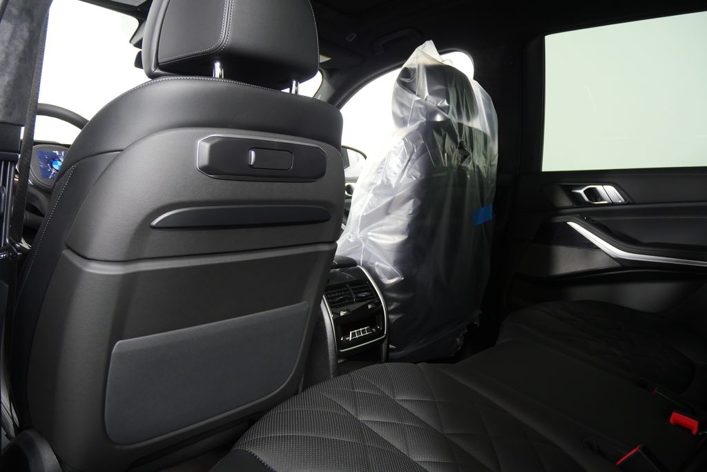 2026 BMW X7 xDrive40i 19