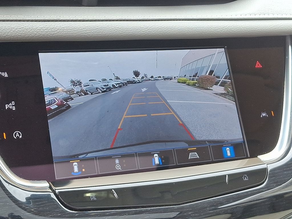 Thumbnail: 2025 Cadillac XT6 - 20