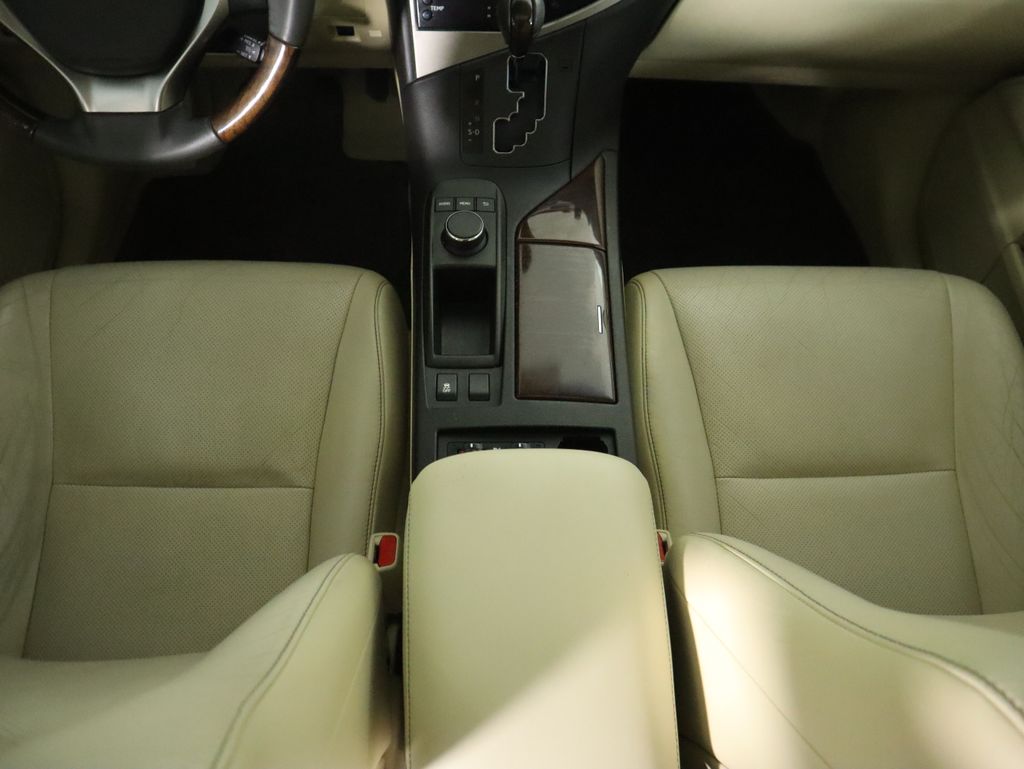 Thumbnail: 2015 Lexus RX - 16