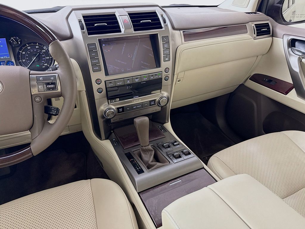 Thumbnail: 2015 Lexus GX - 24