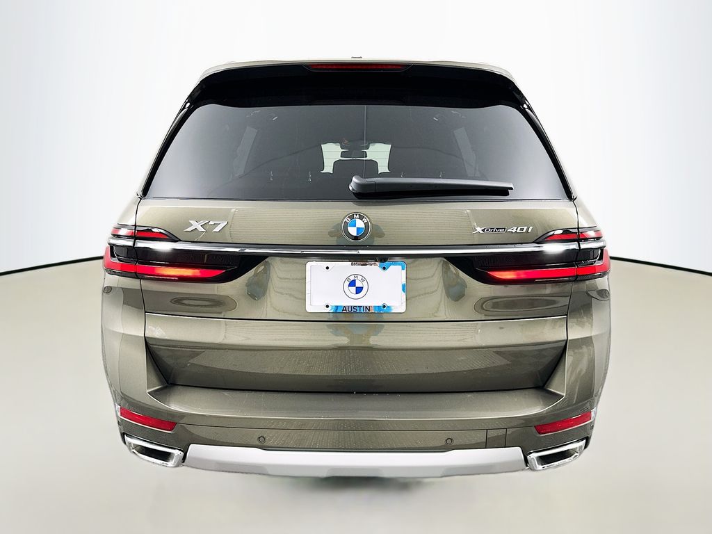 Thumbnail: 2026 BMW X7 - 6
