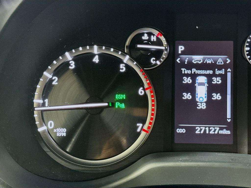 Thumbnail: 2023 Lexus GX - 12