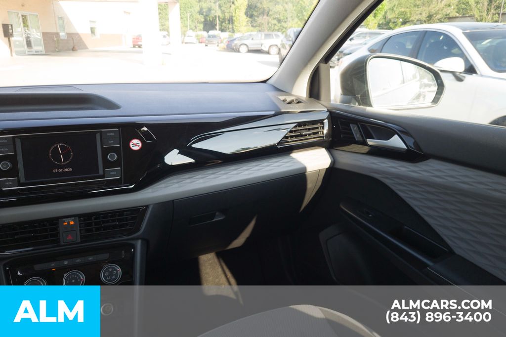 2024 Volkswagen Taos S photo 17