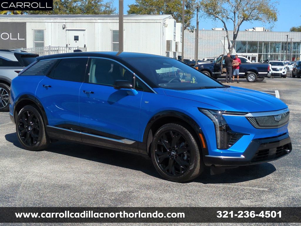 2025 Cadillac OPTIQ Luxury 2 AWD