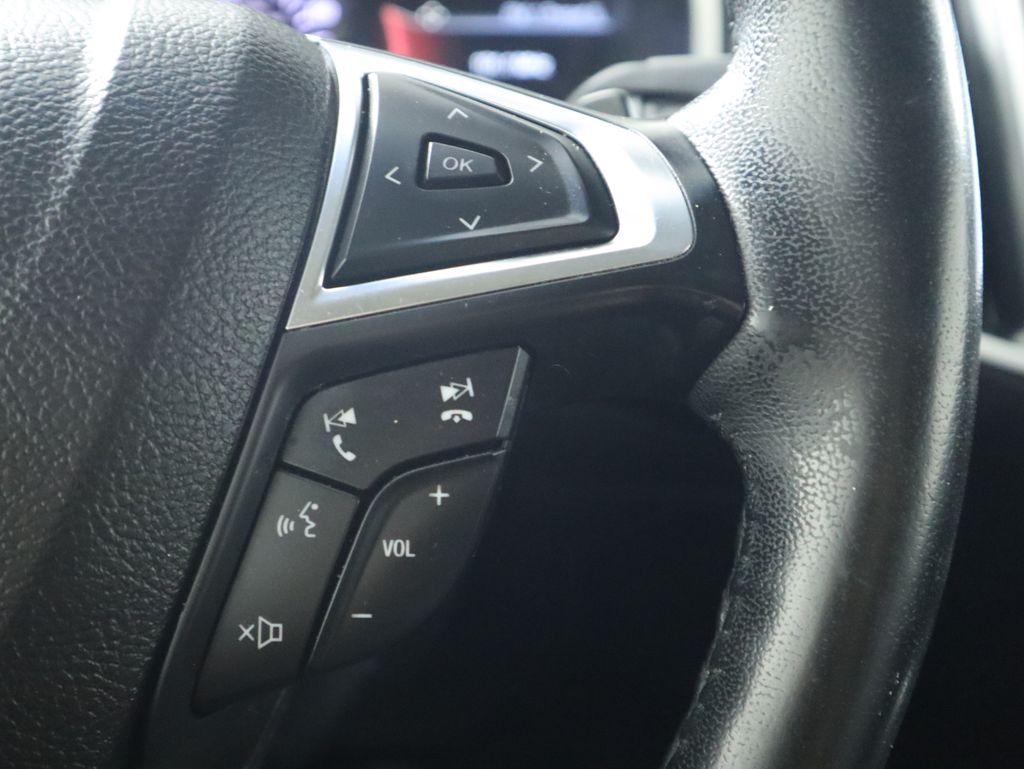 2017 Ford Edge SEL 12