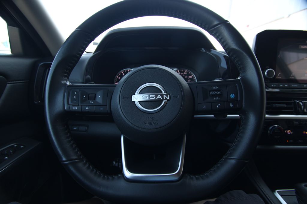 Used 2025 Nissan Pathfinder SUV