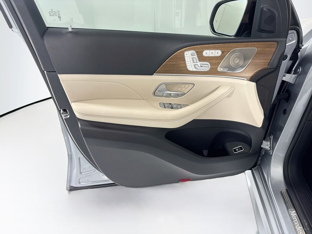 Used 2026 Silver Mercedes-Benz GLE 350 image 24