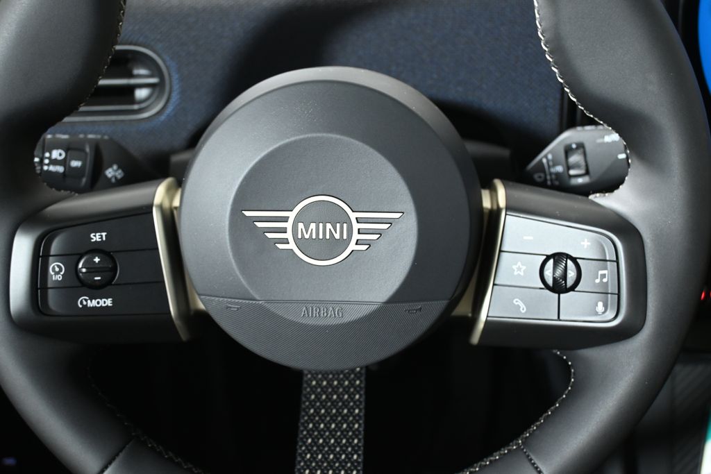 Thumbnail: 2026 MINI Cooper - 18