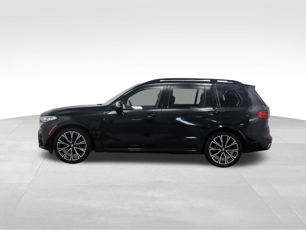 Thumbnail: 2022 BMW X7 - 2