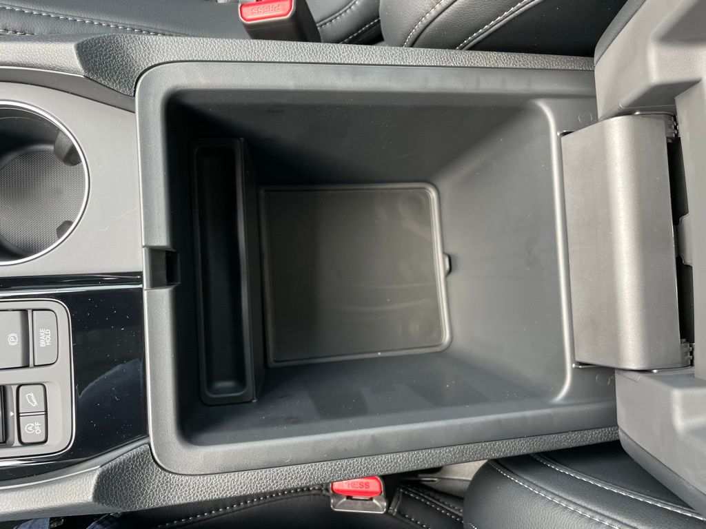 Thumbnail: 2026 Honda Pilot - 20