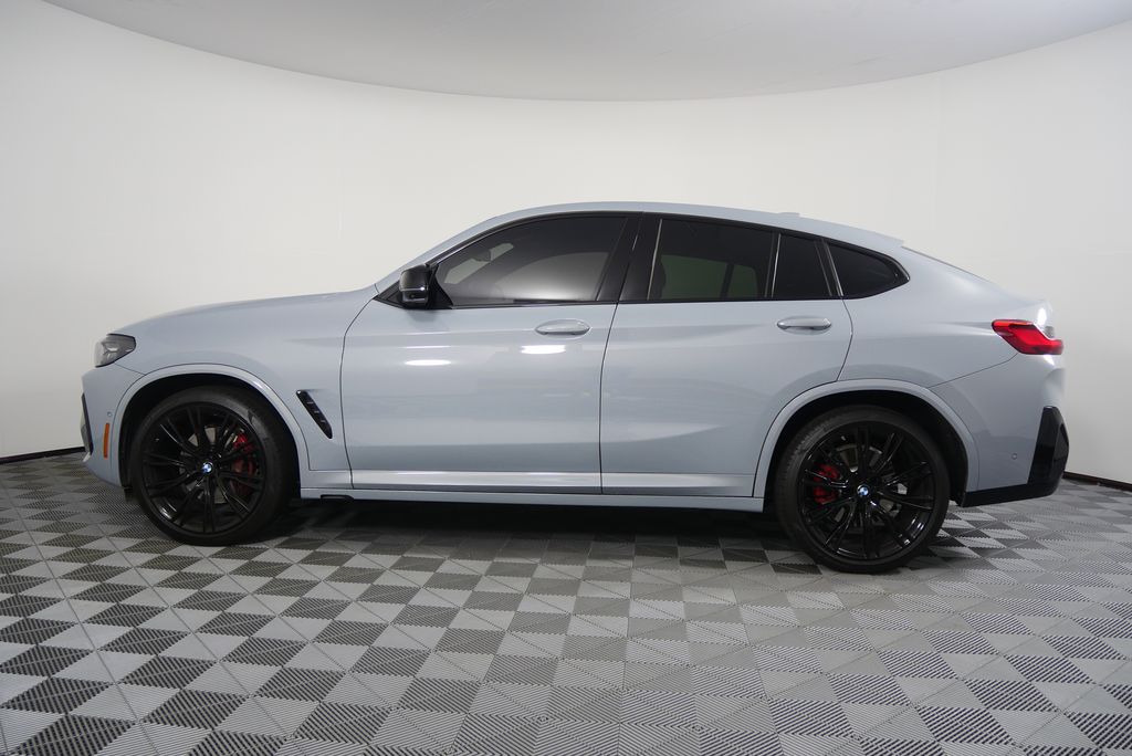 Thumbnail: 2023 BMW X4 - 6