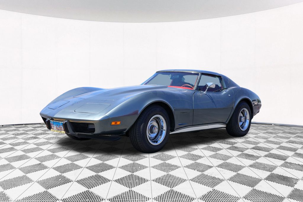 1977 Chevrolet Corvette Classic Coupe 2