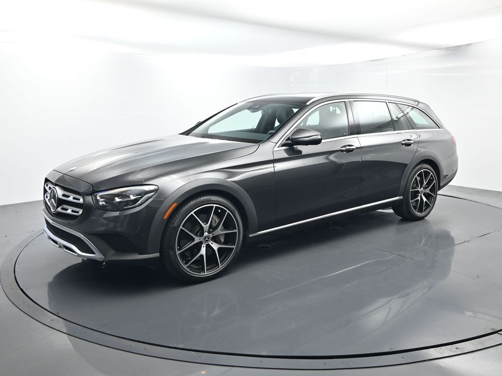 2023 Mercedes-Benz E-Class E450 4MATIC All-Terrain's photo