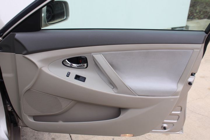 Used Car 2007 Toyota Camry  Base Ce For Sale Under $10,000 In Georgetown, Texas