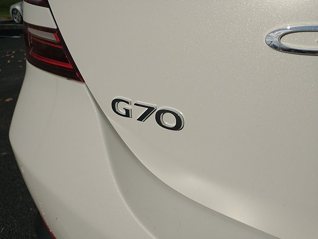 2023 Genesis G70 Sport Prestige 11