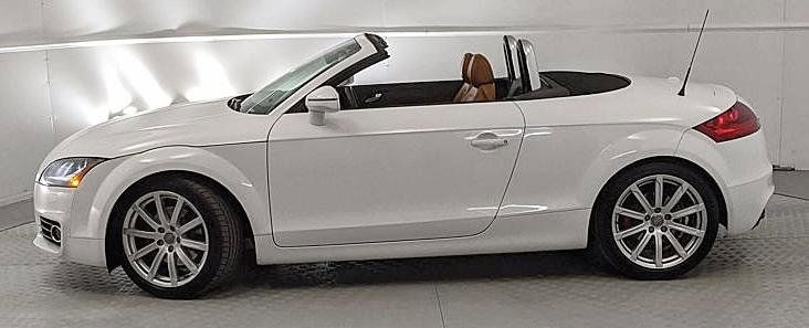 View vehicle photo 5