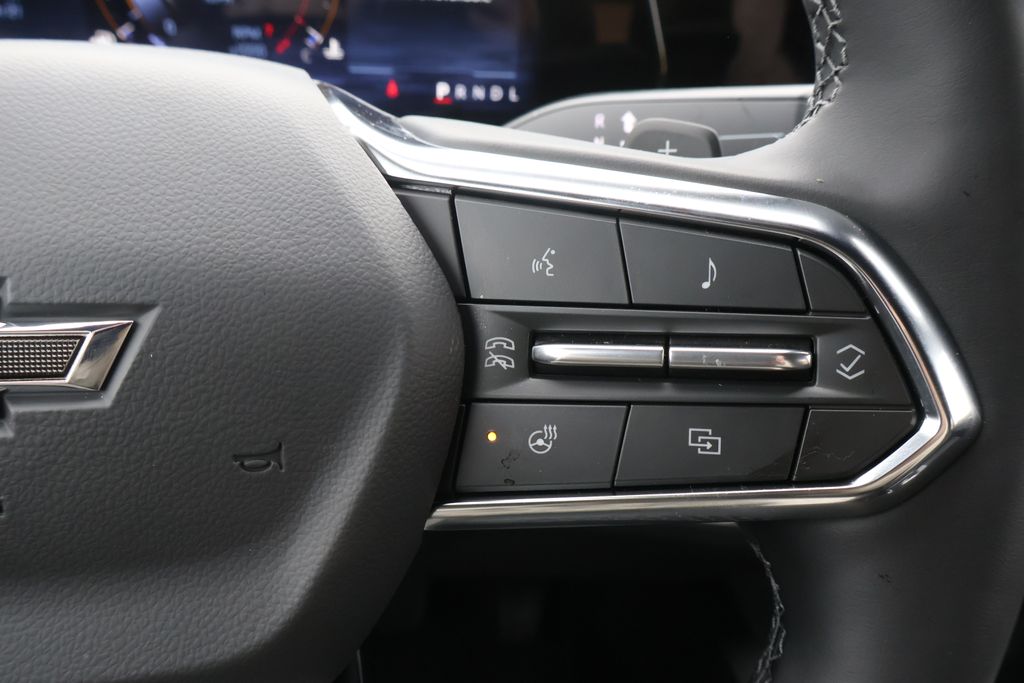 Thumbnail: 2026 Chevrolet Equinox - 23