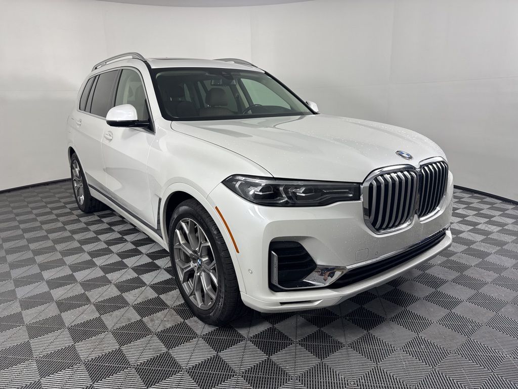 2021 BMW X7 xDrive40i 3