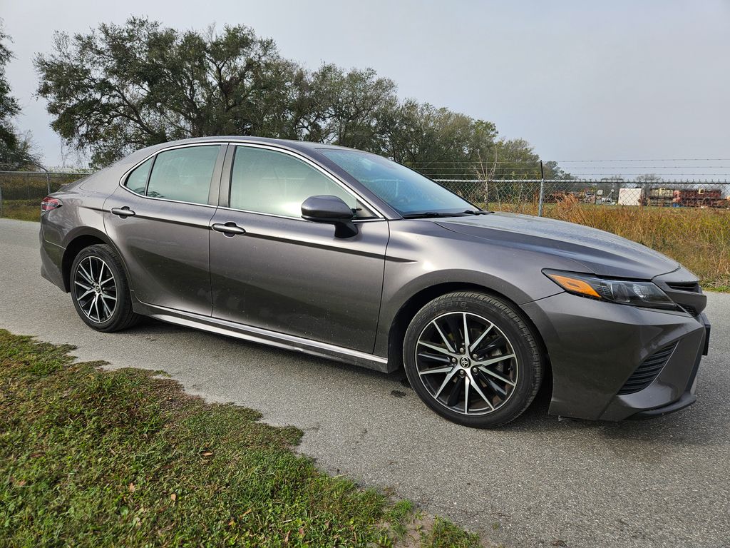 2021 Toyota Camry SE 7