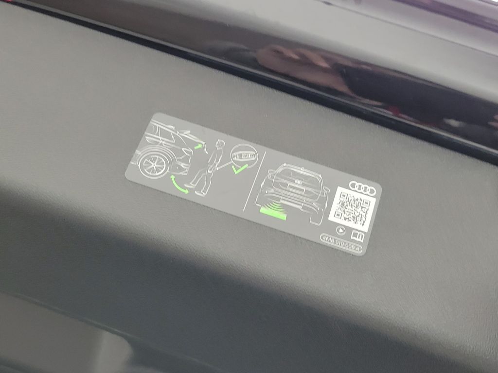 Thumbnail: 2026 Audi Q3 - 12