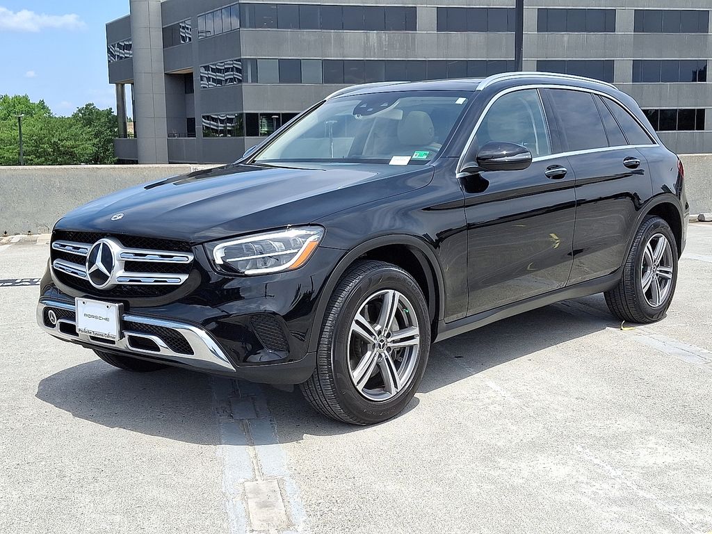 2020 Mercedes-Benz GLC 300 Hero Image