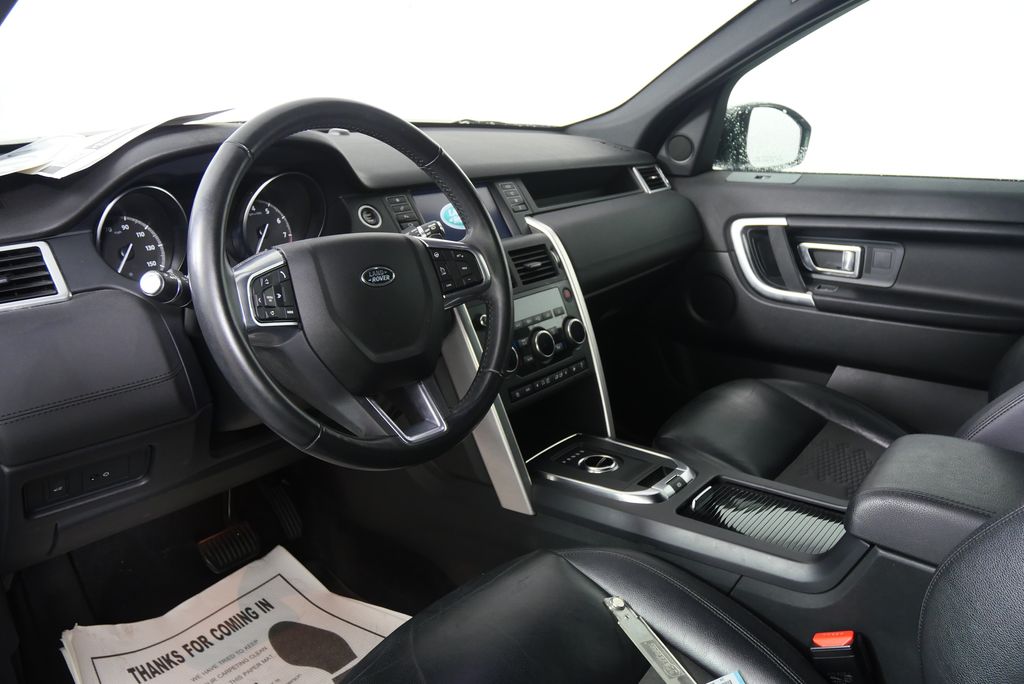 2018 Land Rover Discovery Sport SE 12