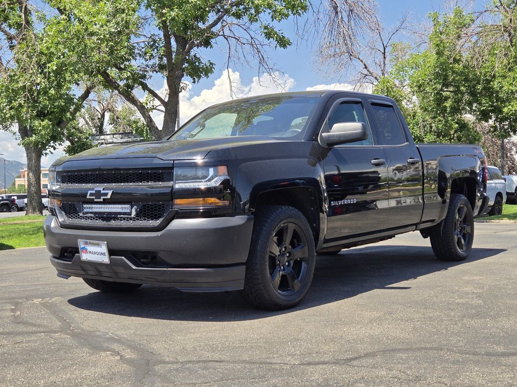Black 2018 Chevrolet Silverado 1500 Pickup Truck Four-Wheel Drive 6-Speed Automatic Overdrive