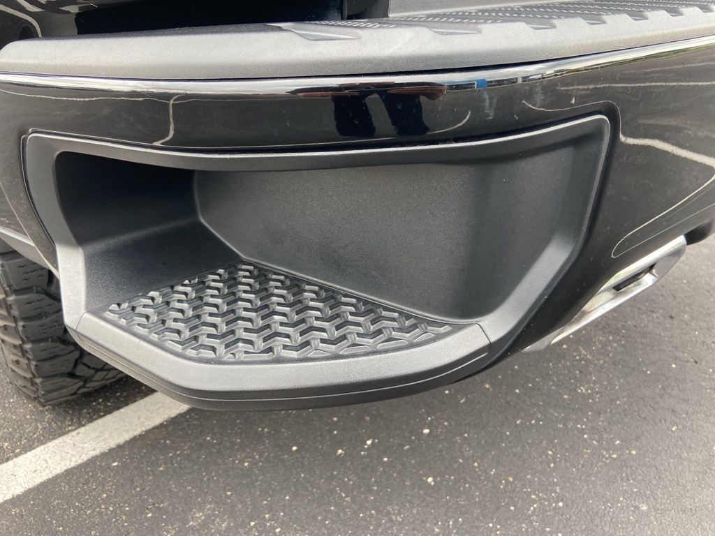 2019 Chevrolet Silverado 1500  20