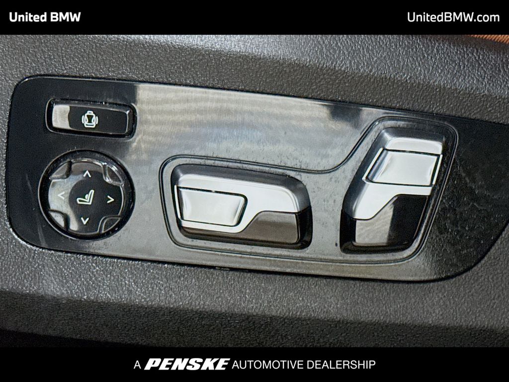 Thumbnail: 2022 BMW X6 - 4