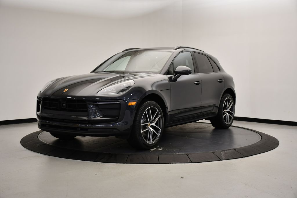 Thumbnail: 2025 Porsche Macan - 1