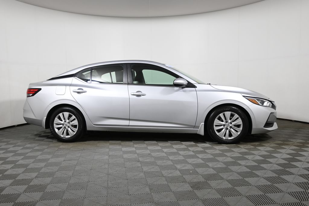 Thumbnail: 2020 Nissan Sentra - 8