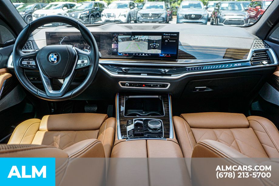 Used 2026 Black BMW sDrive40i image 26