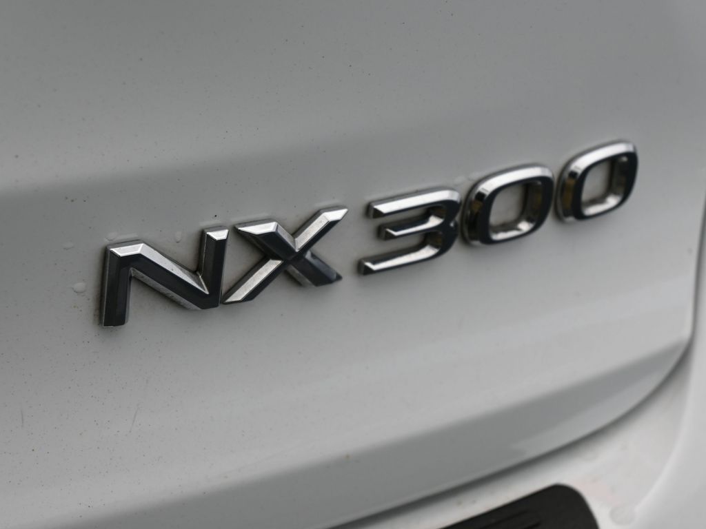 Used 2021 Eminent White Pearl Lexus 300 F Sport image 32