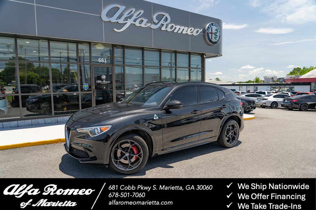 Vulcano Black Metallic 2018 Alfa Romeo Stelvio Quadrifoglio AWD SUV / Crossover All-Wheel Drive 8-Speed Automatic
