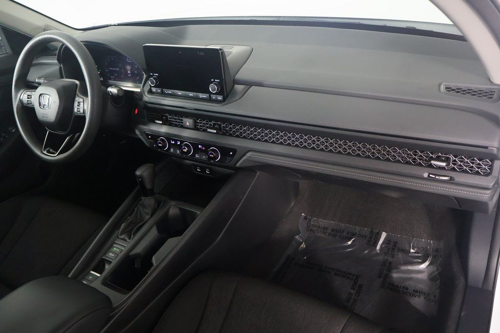Thumbnail: 2023 Honda Accord - 9