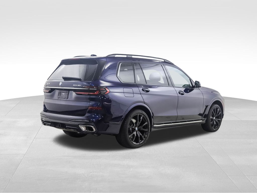 Thumbnail: 2023 BMW X7 - 5