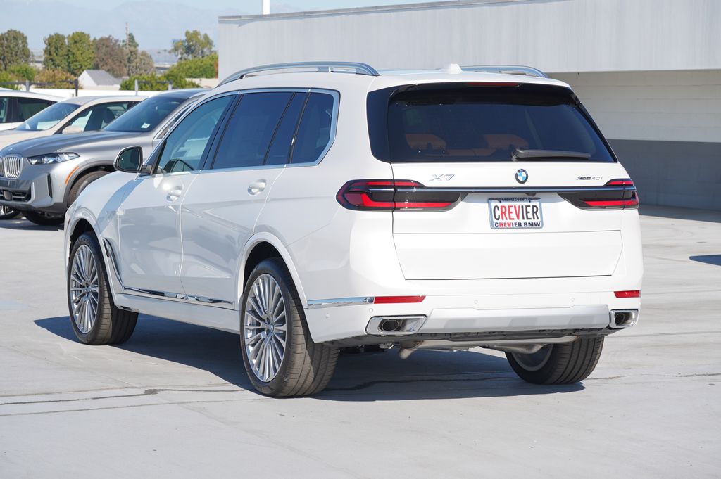 Thumbnail: 2026 BMW X7 - 7