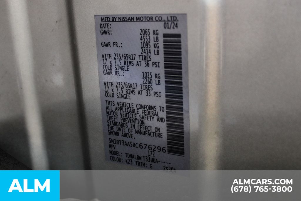 Used 2024 Silver Nissan S image 41