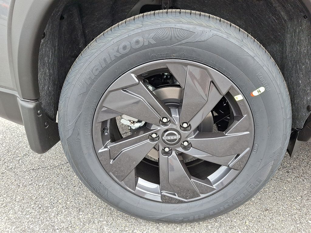 2026 Nissan Rogue — photo 5