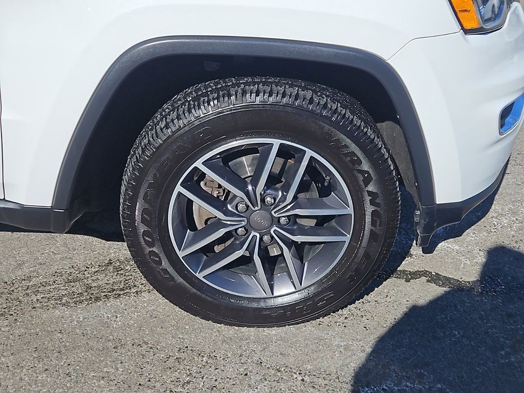 2019 Jeep Grand Cherokee Limited photo