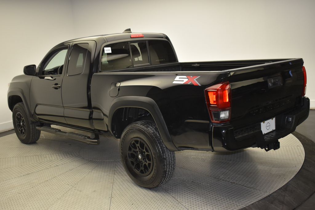 2022 Toyota Tacoma SR 4