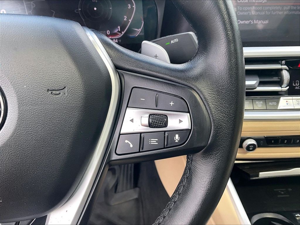 2019 BMW 3 Series — photo 24