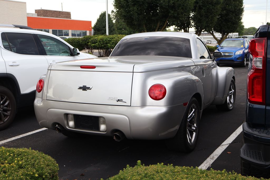 Thumbnail: 2004 Chevrolet SSR - 7
