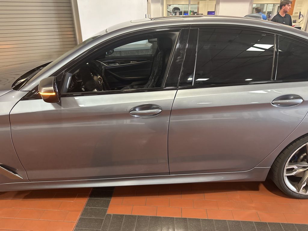 Thumbnail: 2020 BMW 5 Series - 2