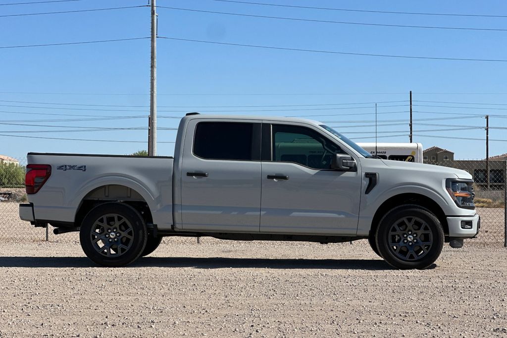 View vehicle photo 3