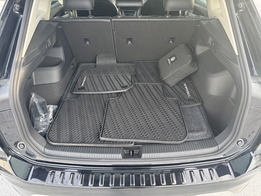 2025 Volkswagen Tiguan 2.0T SE Black at Subaru and VW of Moon Township