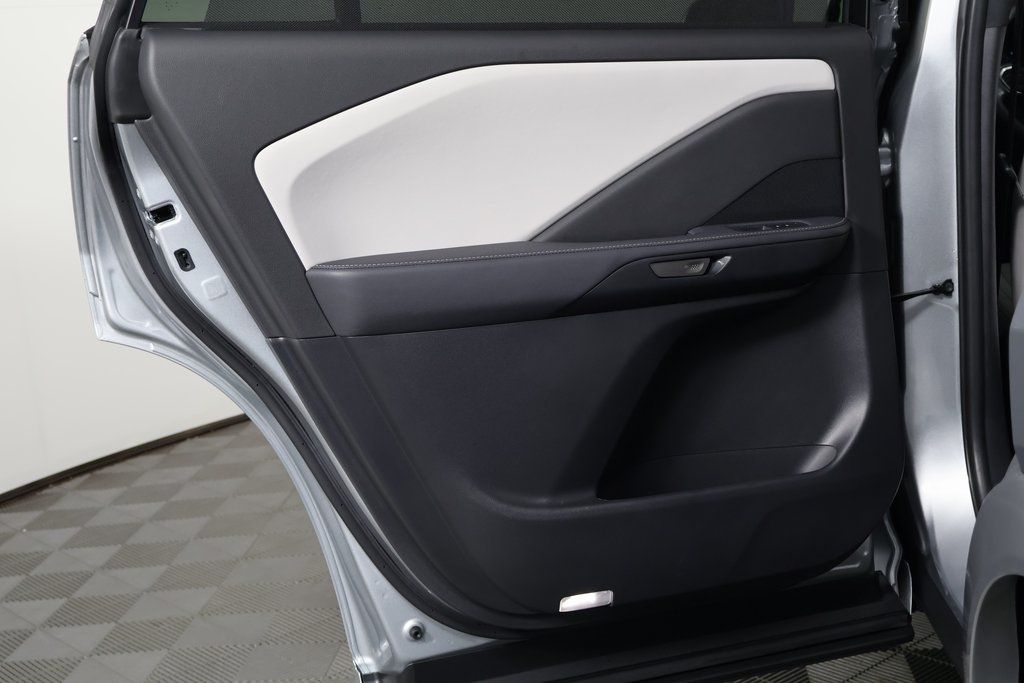 Thumbnail: 2025 Lexus TX - 14