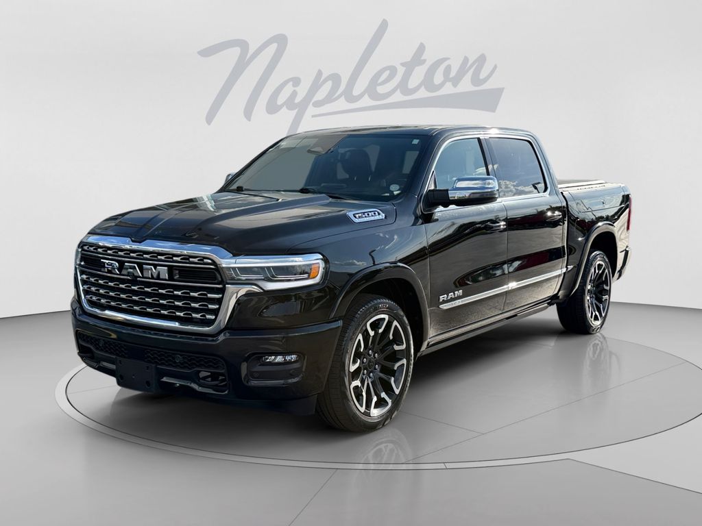 Diamond Black Crystal Pearlcoat 2026 RAM 1500 Pickup Truck Four-Wheel Drive 8-Speed Automatic